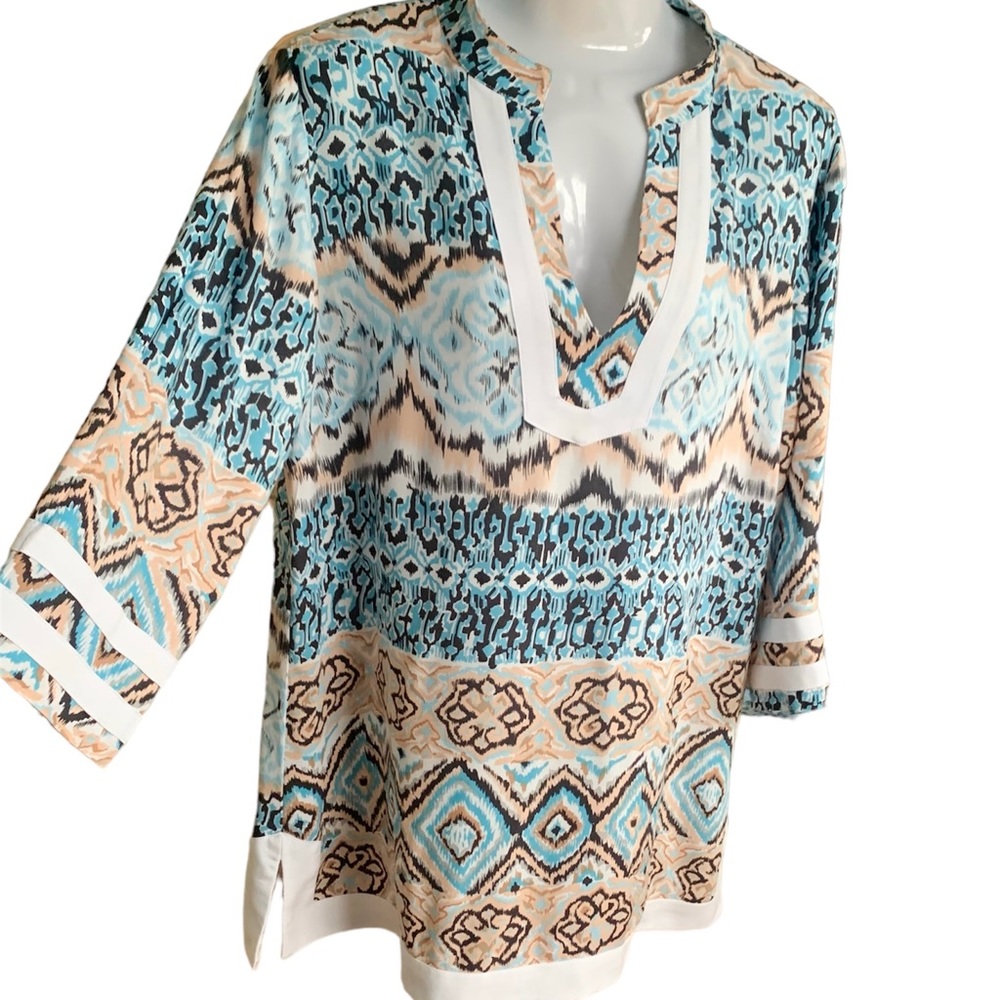Tina Stephens V-Neck Tunic Top, Multi-Colored, Size Small/Medium.